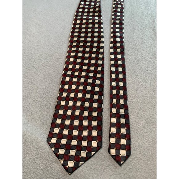 Knightsbridge Mens Silk Tie Red Black Geometric Pattern Silk Necktie - Picture 5 of 5